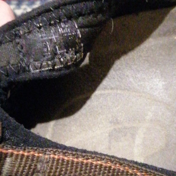 Mens Keen size 9 sandals - Picture 6 of 8